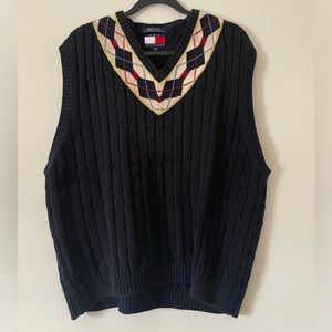Vintage Tommy Hilfiger sweater vest
